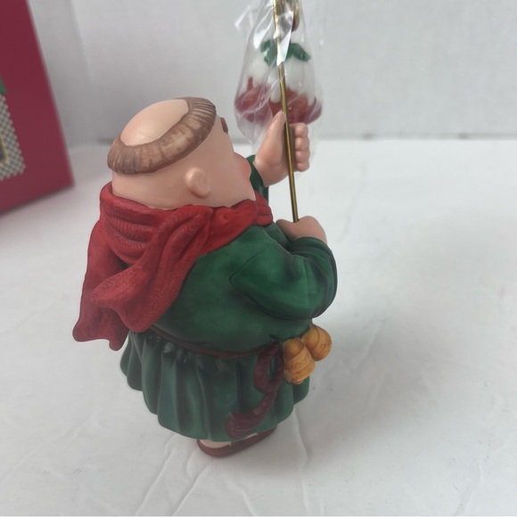 SALE-Dept 56 Merry Makers Percy pudding-a-bringer-Monk,Porcelain figure/Retir… - Picture 4 of 8